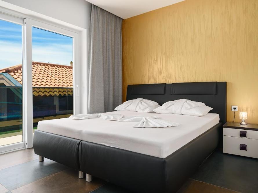 Luxury Apartments-La Dino Maky Vodice Room photo